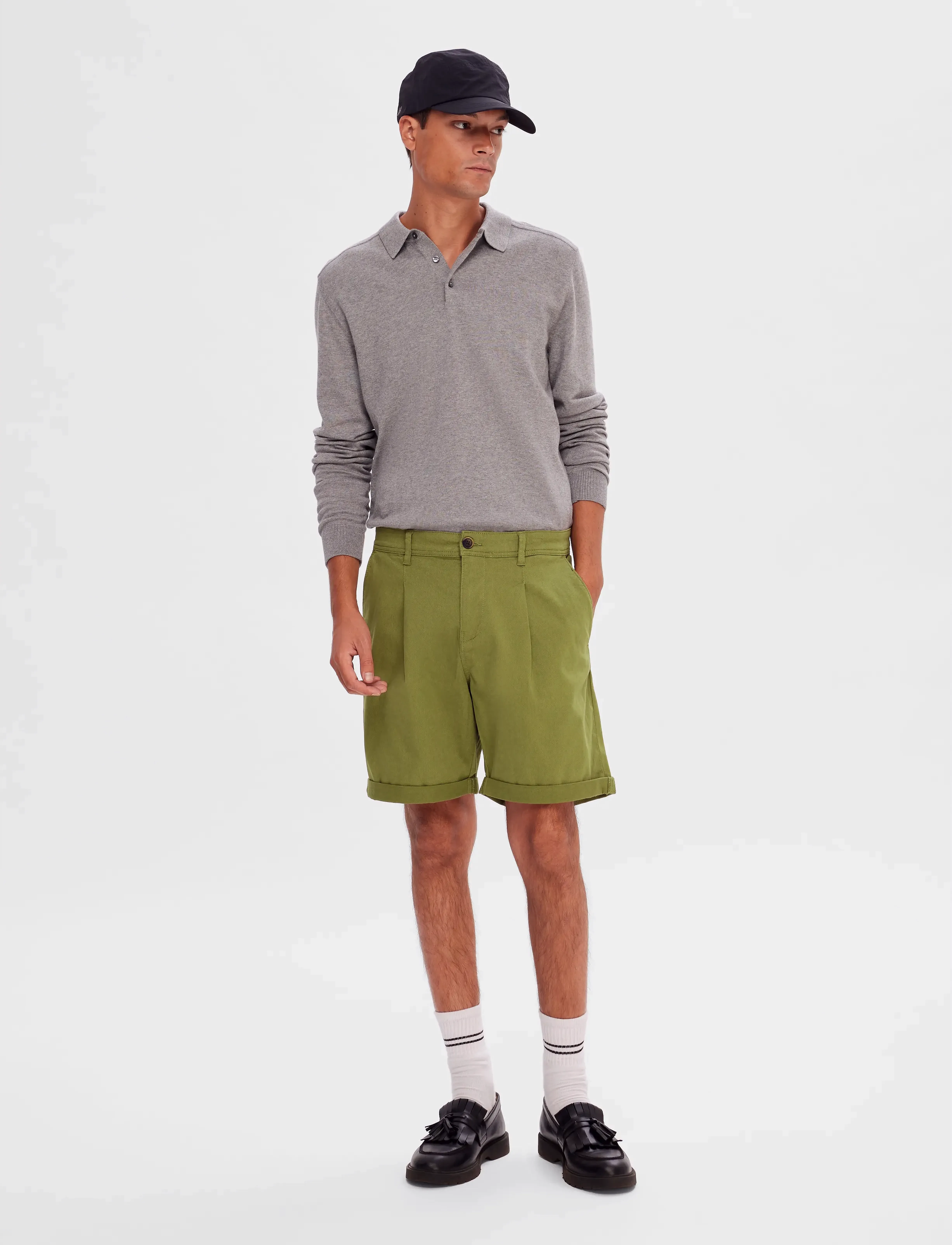 Selected - SLHCOMFORT-GABRIEL SHORTS W - chinos shorts - olive branch - 4