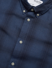 Selected Homme - SLHSLIMTHEO SHIRT LS - checkered shirts - true navy - 3
