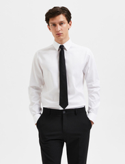 Selected Homme - SLHSLIMNATHAN-SOLID SHIRT LS B - basic skjortor - bright white - 3