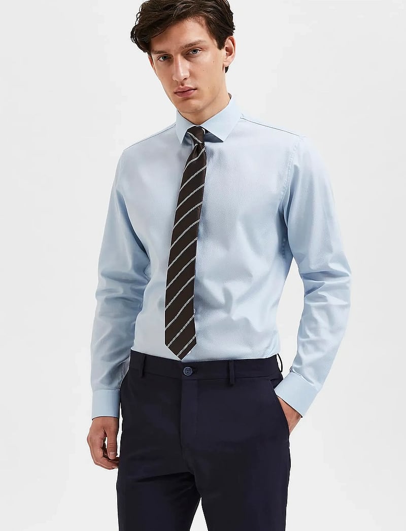 Selected - SLHSLIMNATHAN-SOLID SHIRT LS B - kostymskjortor - light blue - 5