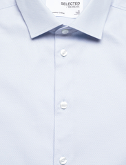 Selected Homme - SLHSLIMNATHAN-SOLID SHIRT LS B - basic skjorter - light blue - 2