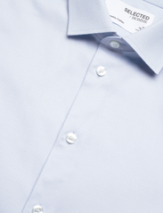 Selected Homme - SLHSLIMNATHAN-SOLID SHIRT LS B - laisvalaikio marškiniai - light blue - 3
