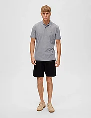 Selected Homme - SLHDANTE SS POLO NOOS - lowest prices - medium grey melange - 10