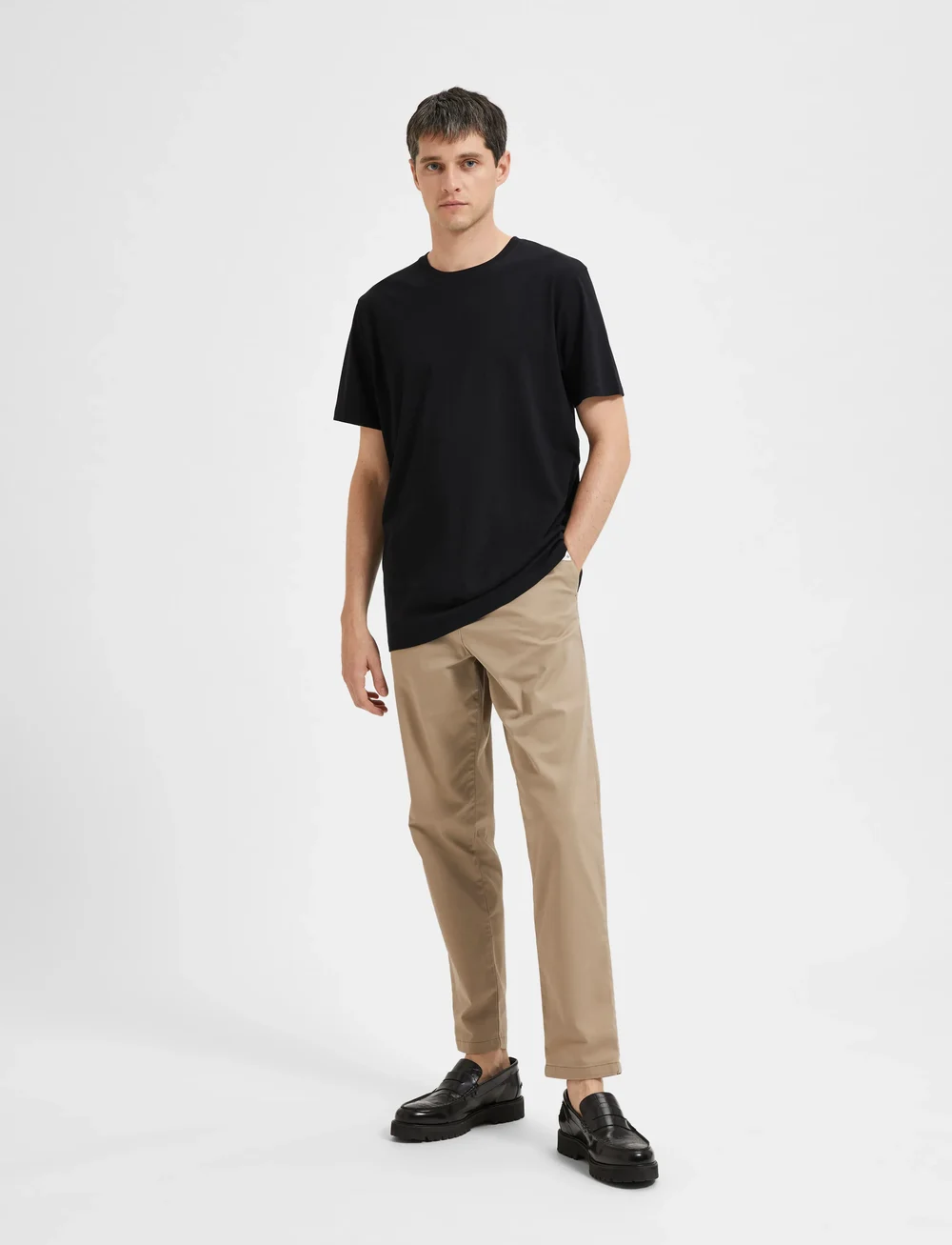 Selected - SLHASPEN SS O-NECK TEE NOOS - kortärmade t-shirts - black - 4