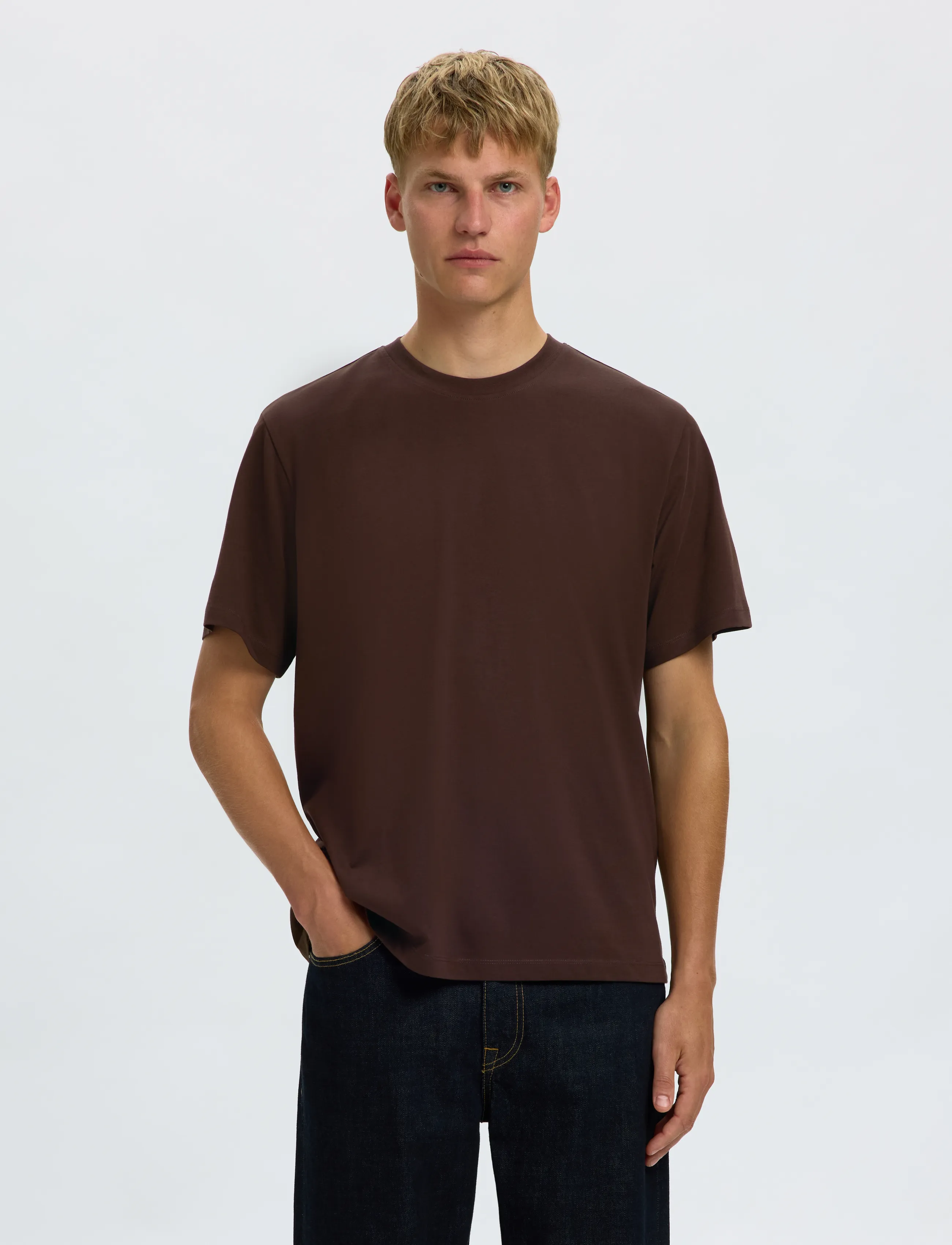 Selected SLMASPEN SS O-NECK TEE NOOS - Lühikeste varrukatega T-särgid - DELICIOSO / brown
