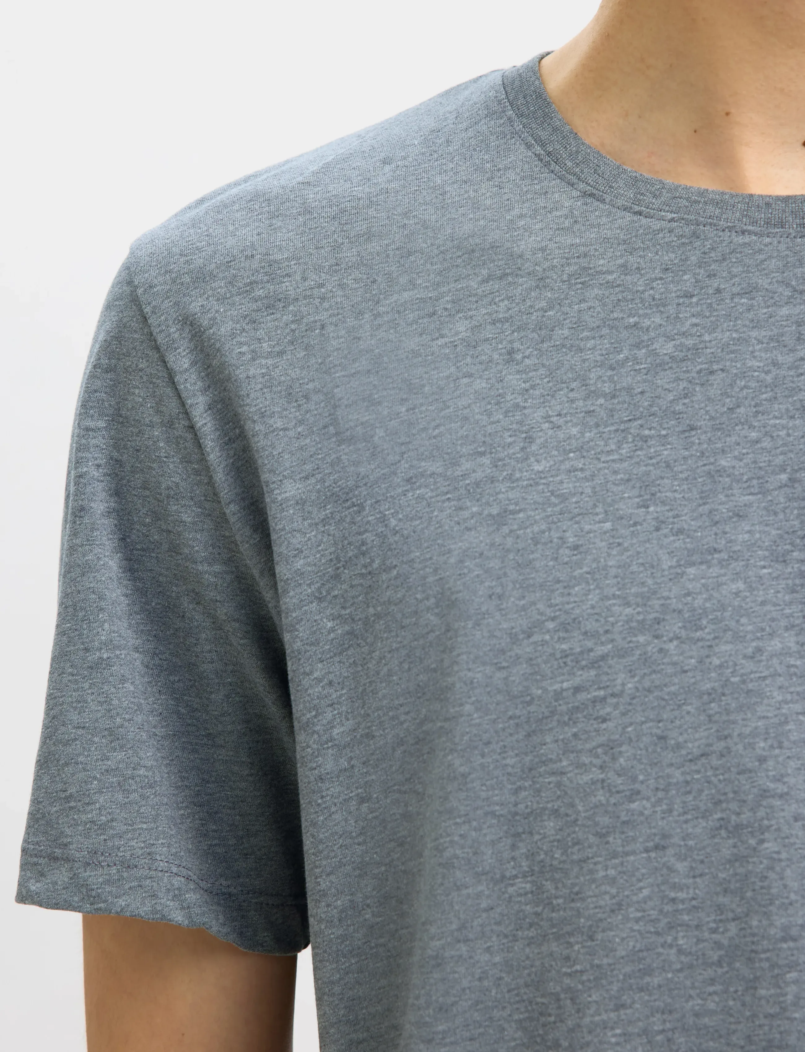 Selected - SLMASPEN SS O-NECK TEE NOOS - kurzärmelige t-shirts - medium grey melange - 4