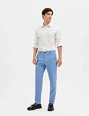 Selected Homme - SLHSLIM-OASIS LINEN TRS NOOS - pantalons - light blue - 5