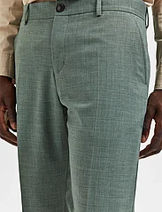 Selected Homme - SLHSLIM-OASIS LINEN TRS NOOS - kostiumo kelnės - light green melange - 6