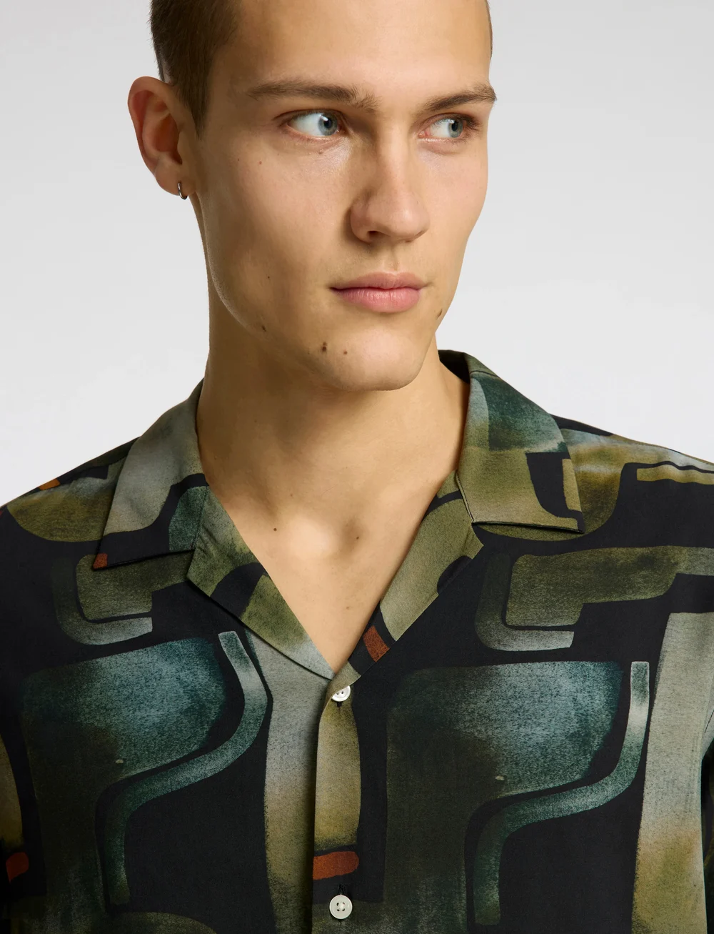Selected - SLHRELAXVERO SHIRT SS AOP B - kortärmade skjortor - black - 5