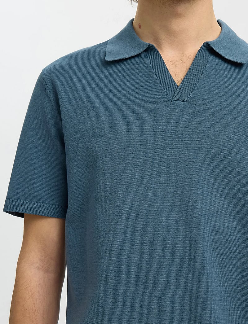 Selected - SLHTELLER SS KNIT POLO NOOS - gestrickte polohemden - blue mirage - 4