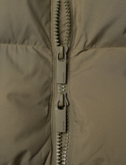 Selected Homme - SLHDAVID GILLET PUFFER JACKET EX - vests - dark olive - 4