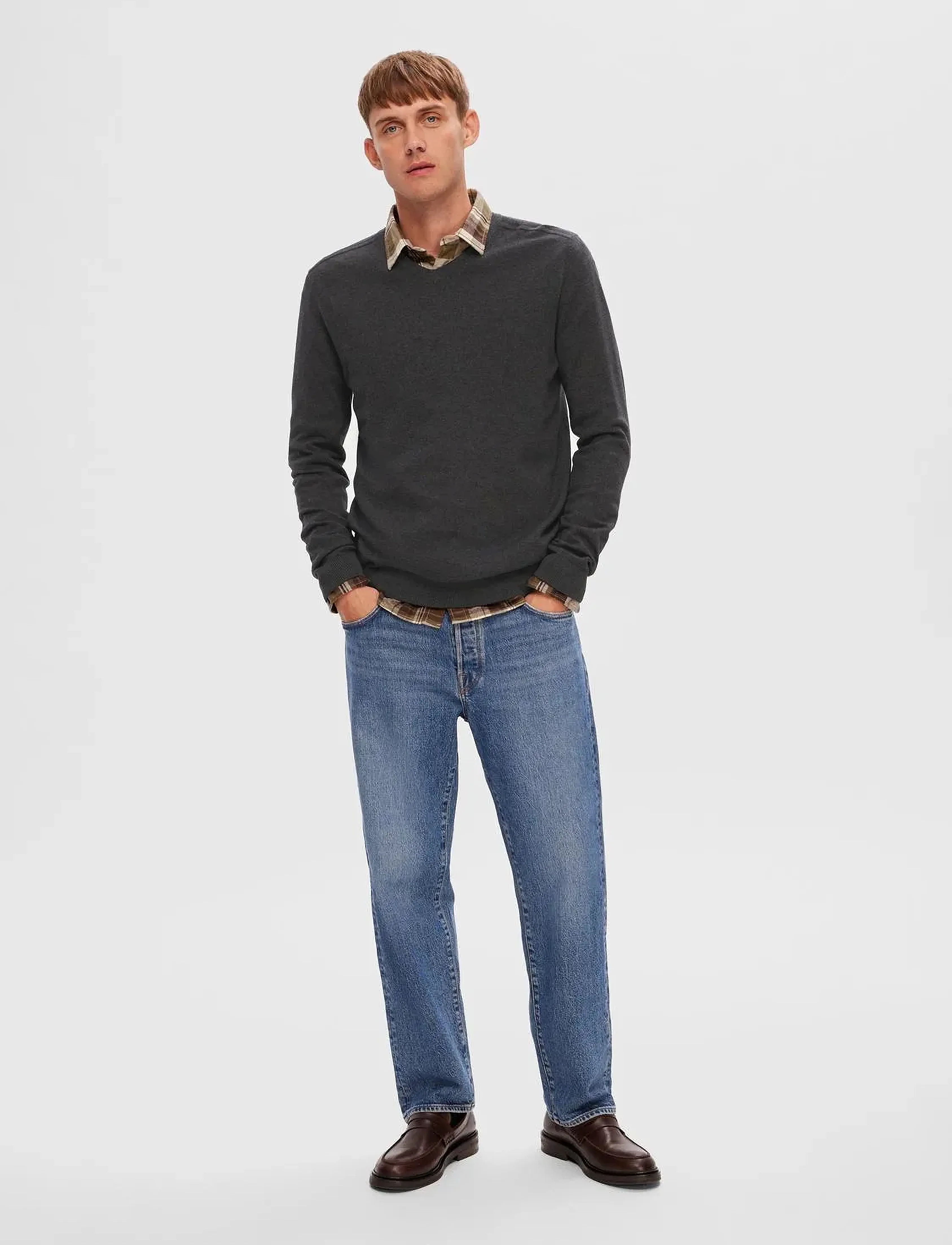 Selected - SLHBERG LS KNIT V-NECK NOOS - v-hálsmál - antracit - 4
