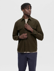 Selected Homme - SLHMASON-TWILL OVERSHIRT LS NOOS - män - forest night - 4
