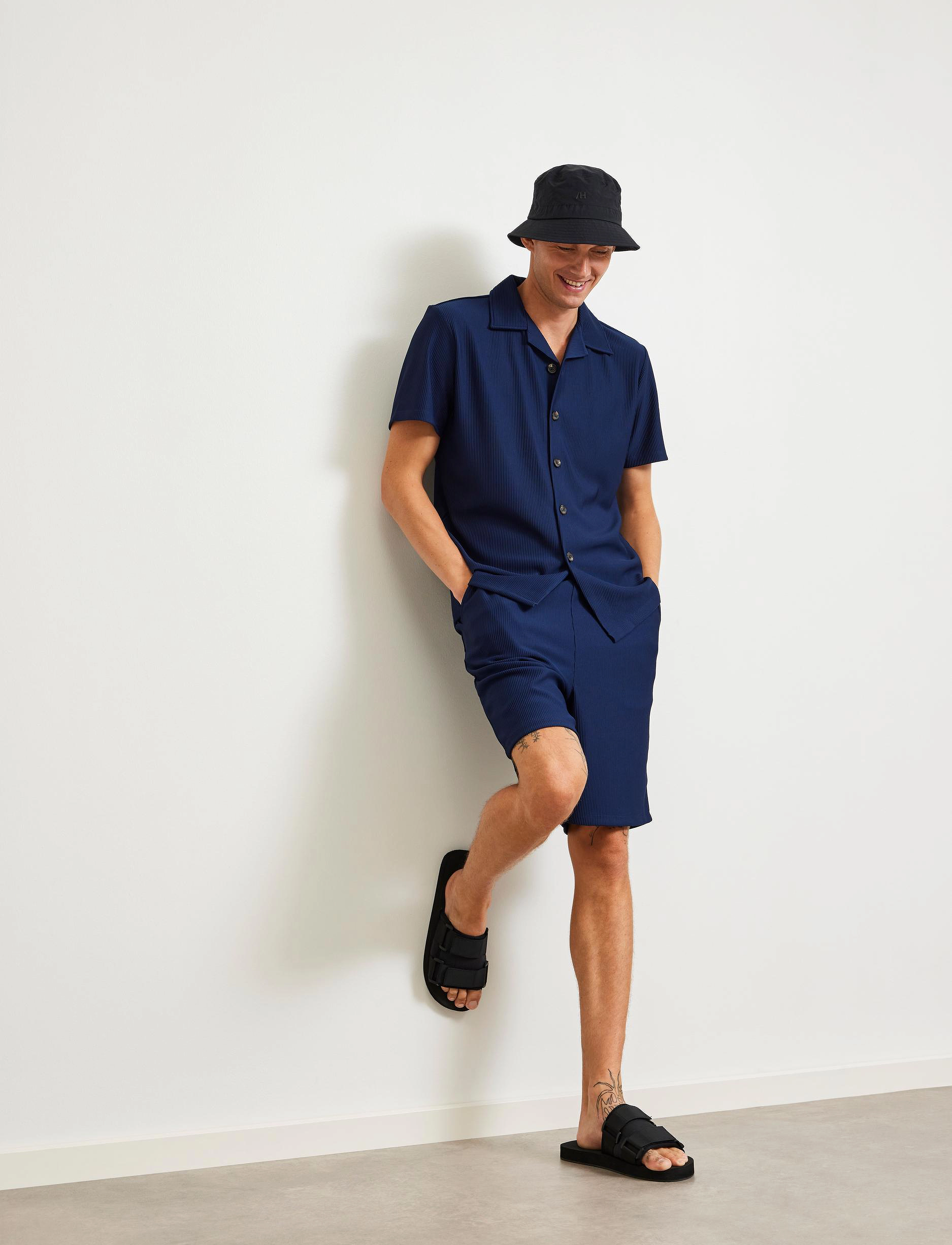 Selected SLHLOOSE-PLISSE RESORT SS SHIRT EX - Särgid - BLACK IRIS / navy