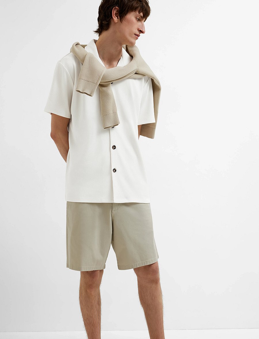Selected - SLHLOOSE-PLISSE RESORT SS SHIRT EX - chemises à manches courtes - egret - 4