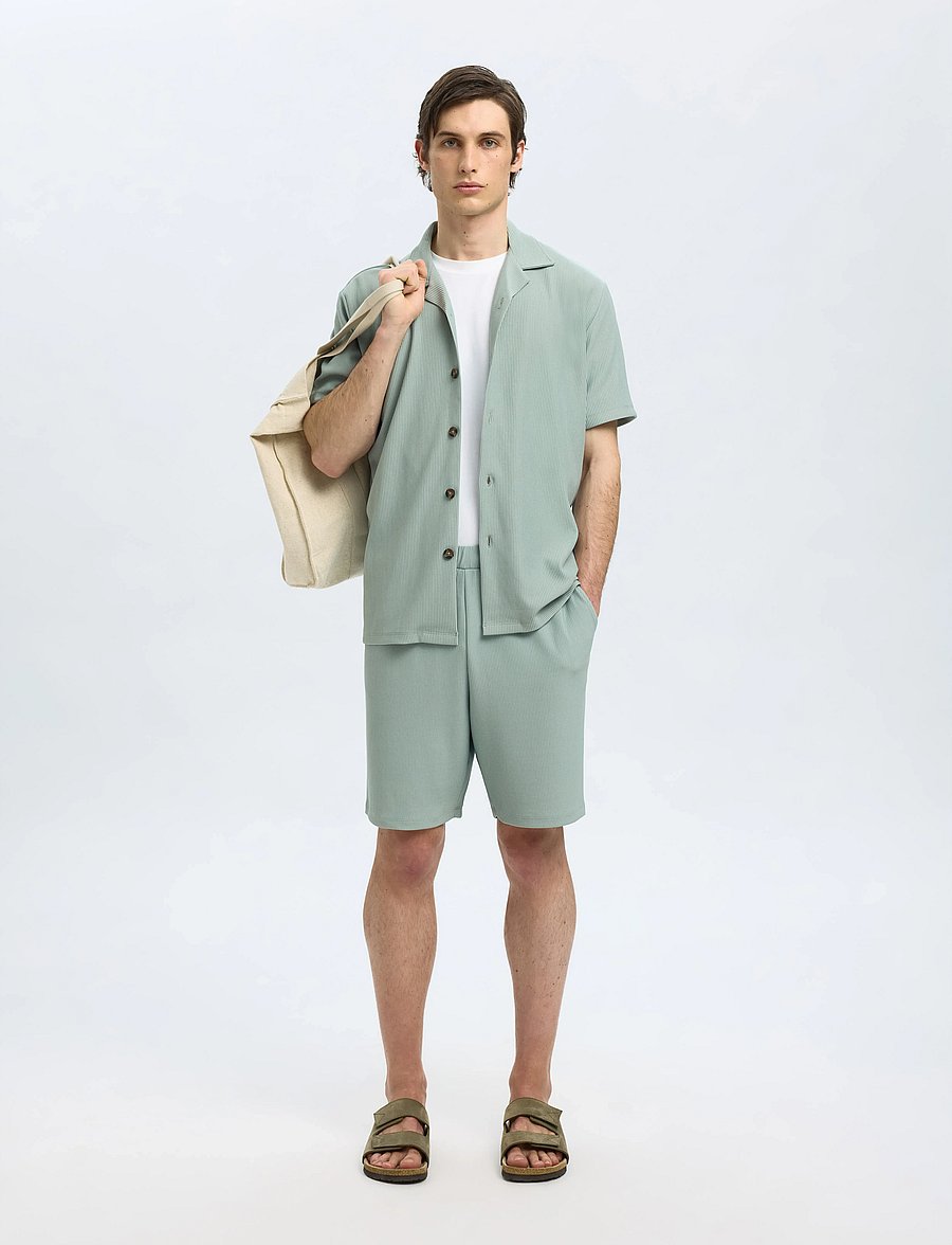 Selected - SLHLOOSE-PLISSE RESORT SS SHIRT EX - kortærmede skjorter - iceberg green - 4