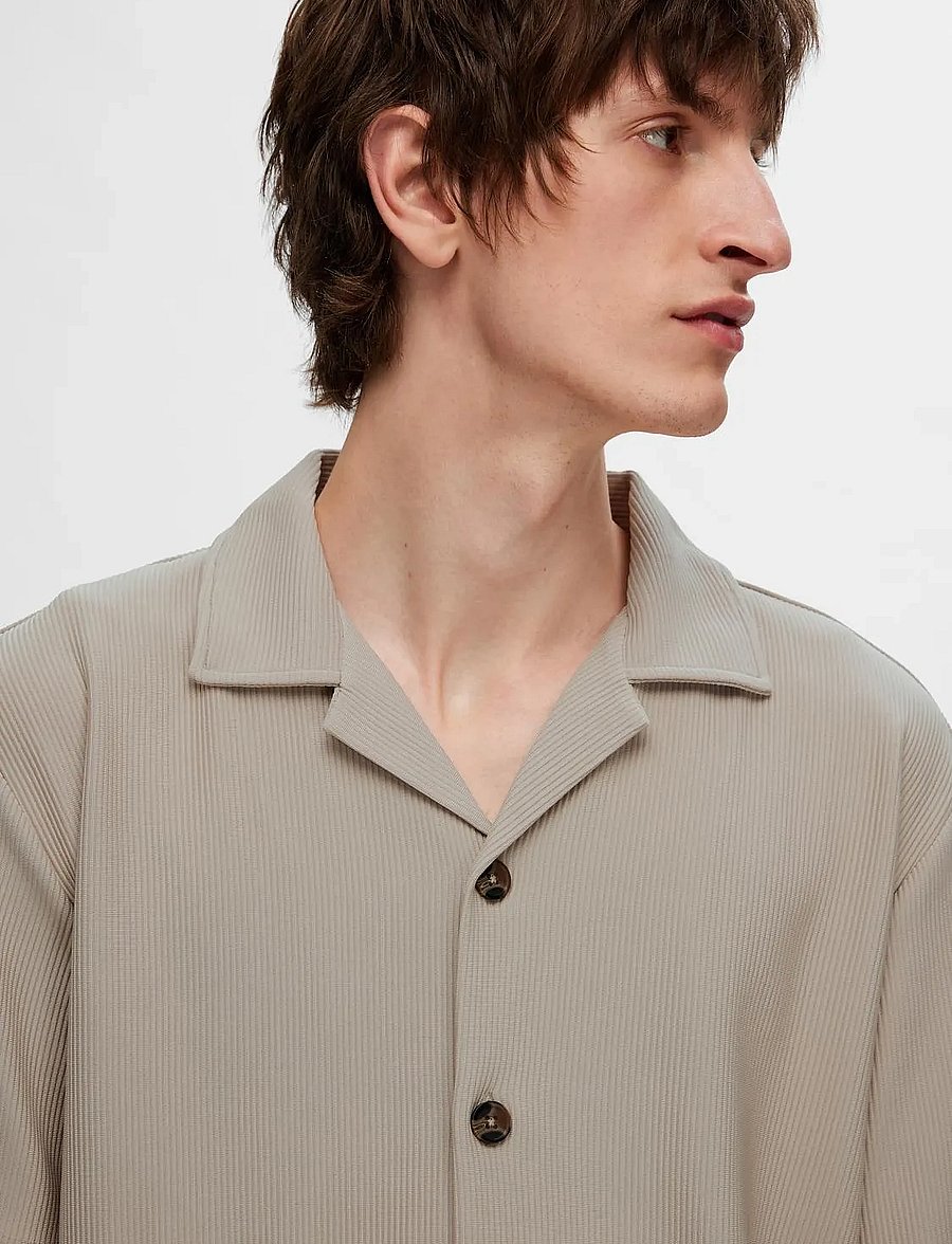 Selected - SLHLOOSE-PLISSE RESORT SS SHIRT EX - kortærmede skjorter - pure cashmere - 5