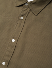 Selected Homme - SLHREGOWEN-JOBO TENCEL SHIRT LS - casual overhemden - burnt olive - 3