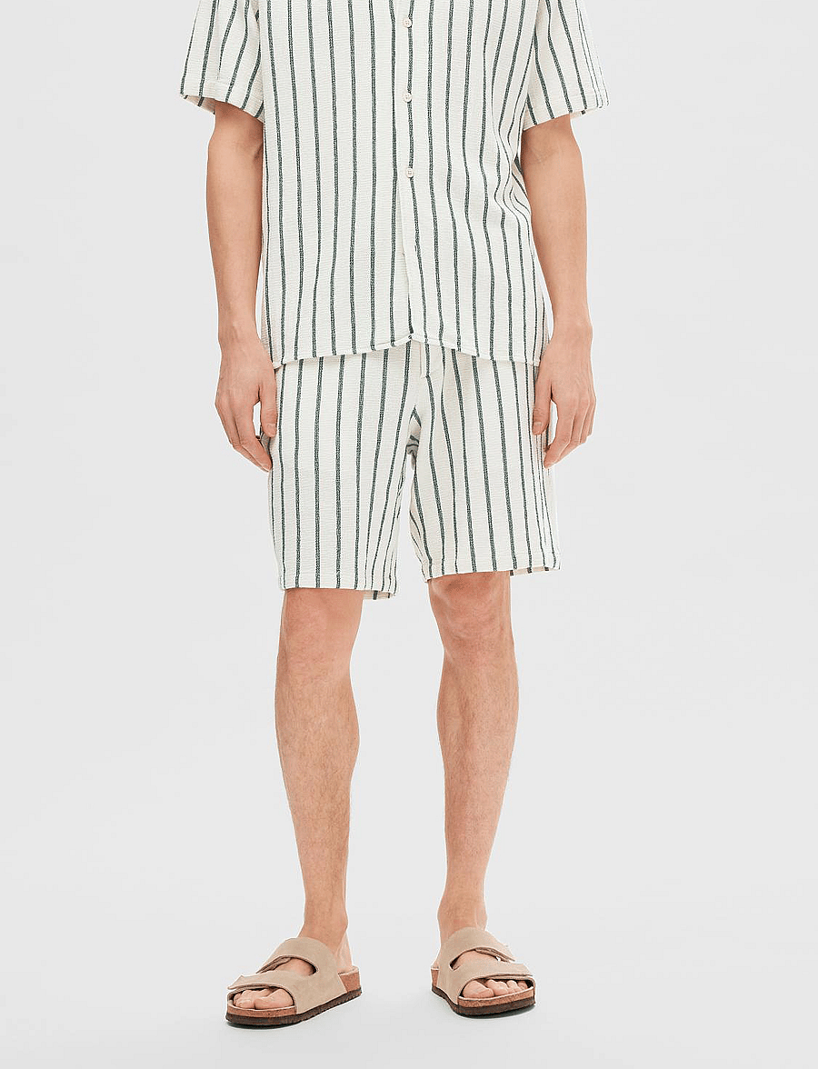 Selected - SLHREGSAL SHORTS - casual shorts - eden - 0