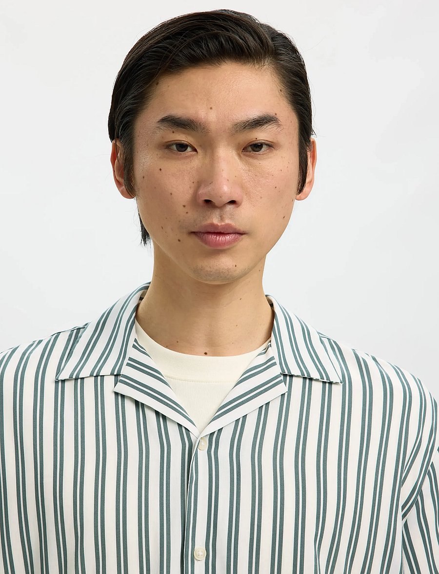 Selected - SLHRLXAIR MIX SS SHIRT - kortærmede skjorter - balsam green - 4