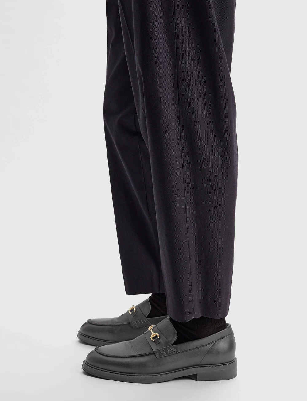 Leather horsebit 2025 loafer gucci