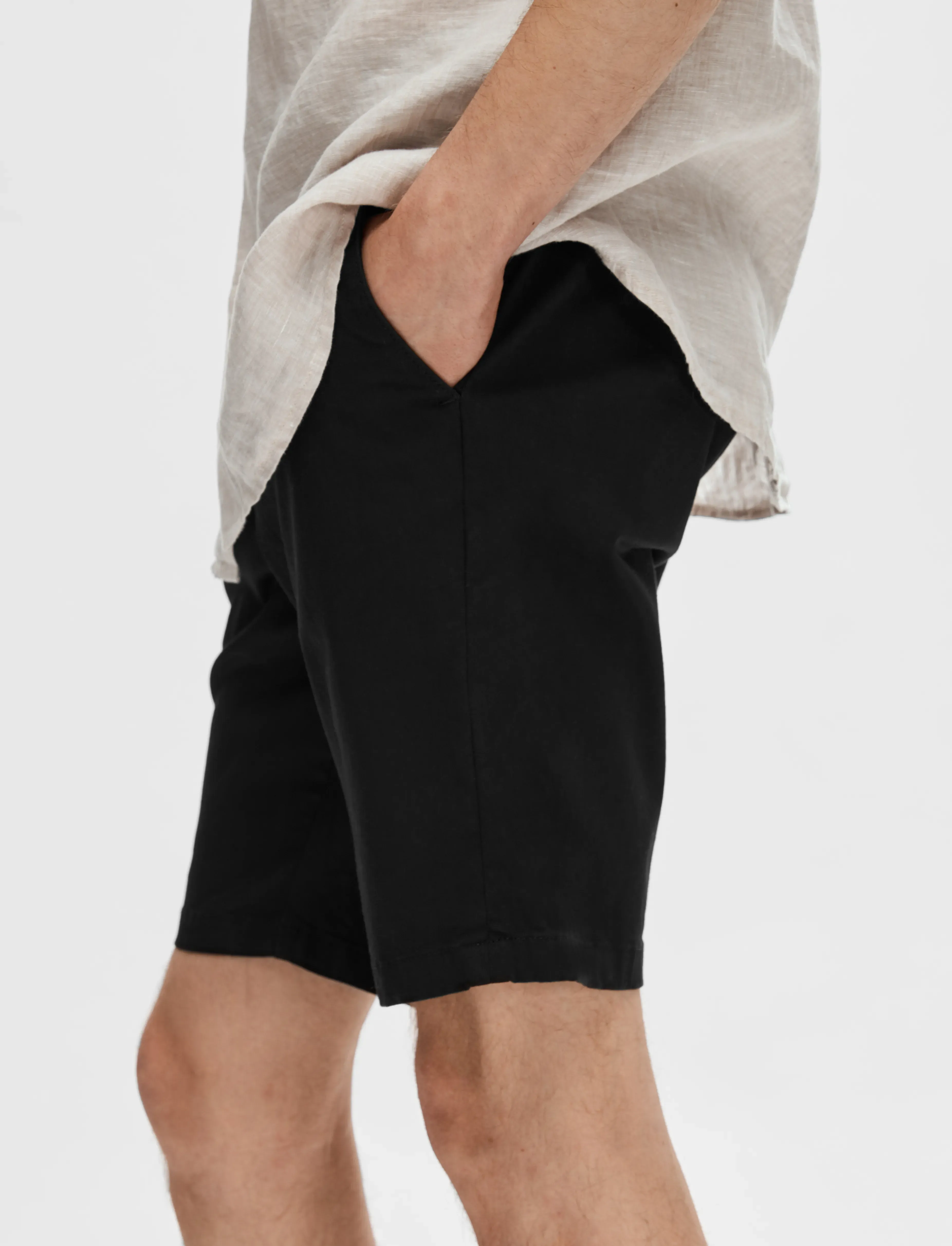 Selected - SLMSLIM-MILES FLEX SHORTS NOOS - chinos shorts - black - 4