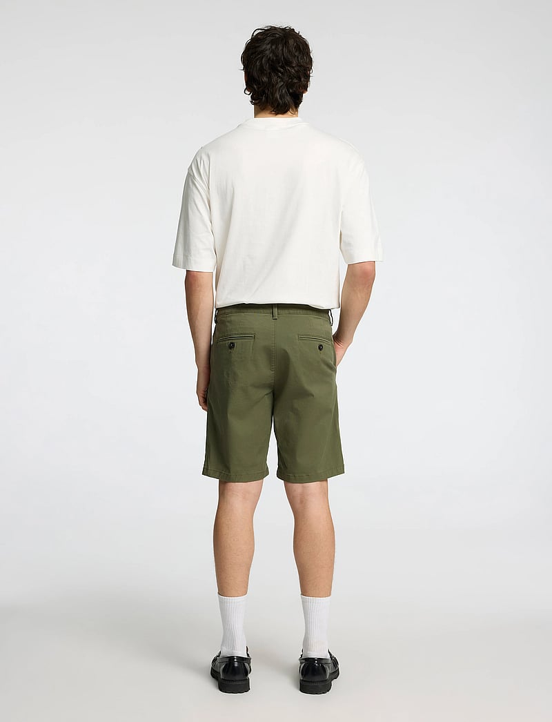 Selected - SLMSLIM-MILES FLEX SHORTS NOOS - chinos shorts - kalamata - 2