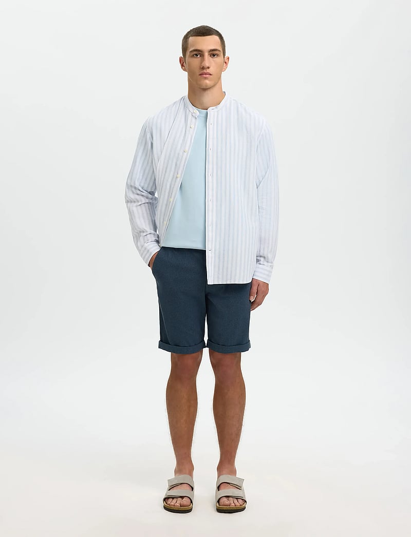 Selected - SLMSLIM-LUTON FLEX SHORTS NOOS - chinos shorts - dark sapphire - 3