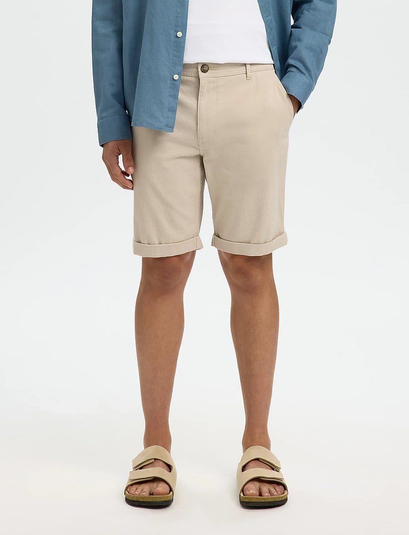 Selected - SLMSLIM-LUTON FLEX SHORTS NOOS - chinos shorts - pure cashmere - 0