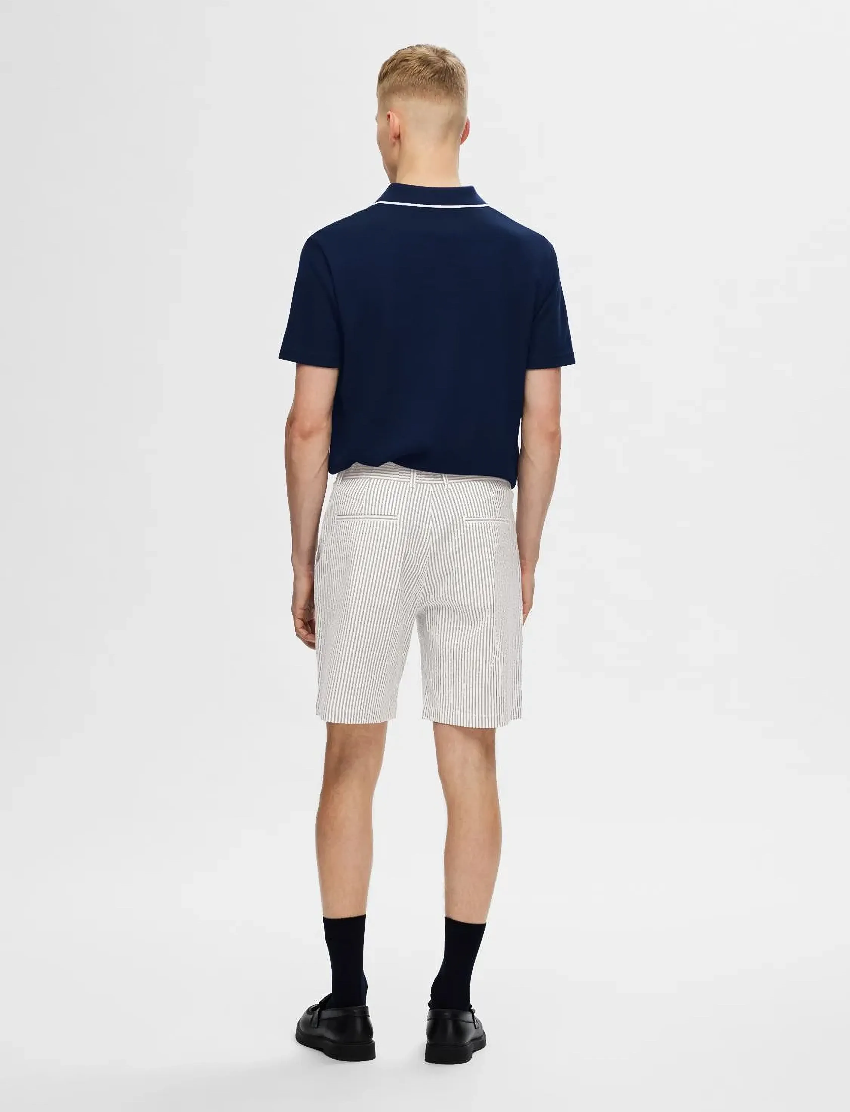 Selected - SLHREGULAR-KARL SEERSUCKER SHORTS NOOS - casual shorts - dark sapphire - 2