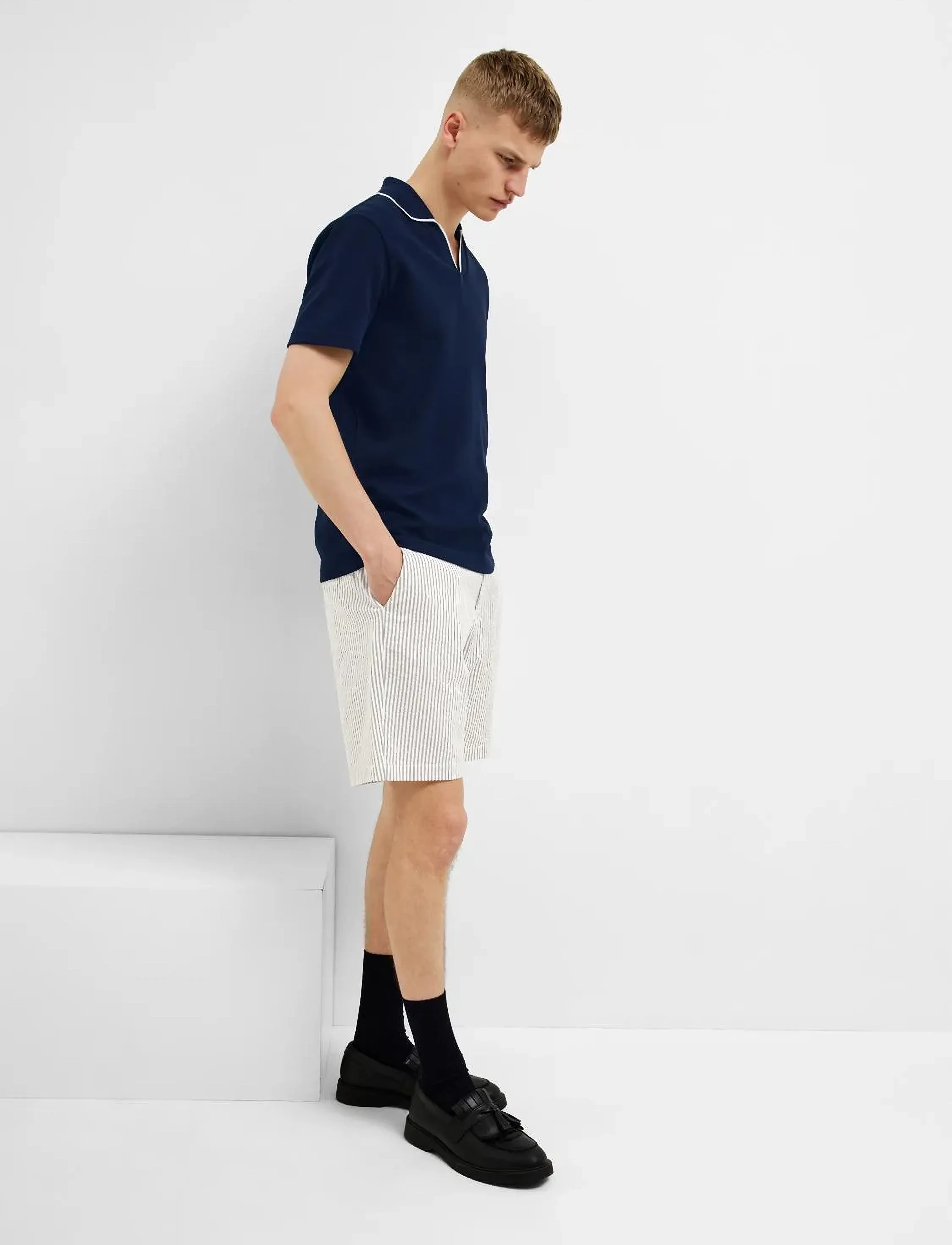 Selected - SLHREGULAR-KARL SEERSUCKER SHORTS NOOS - casual shorts - dark sapphire - 3