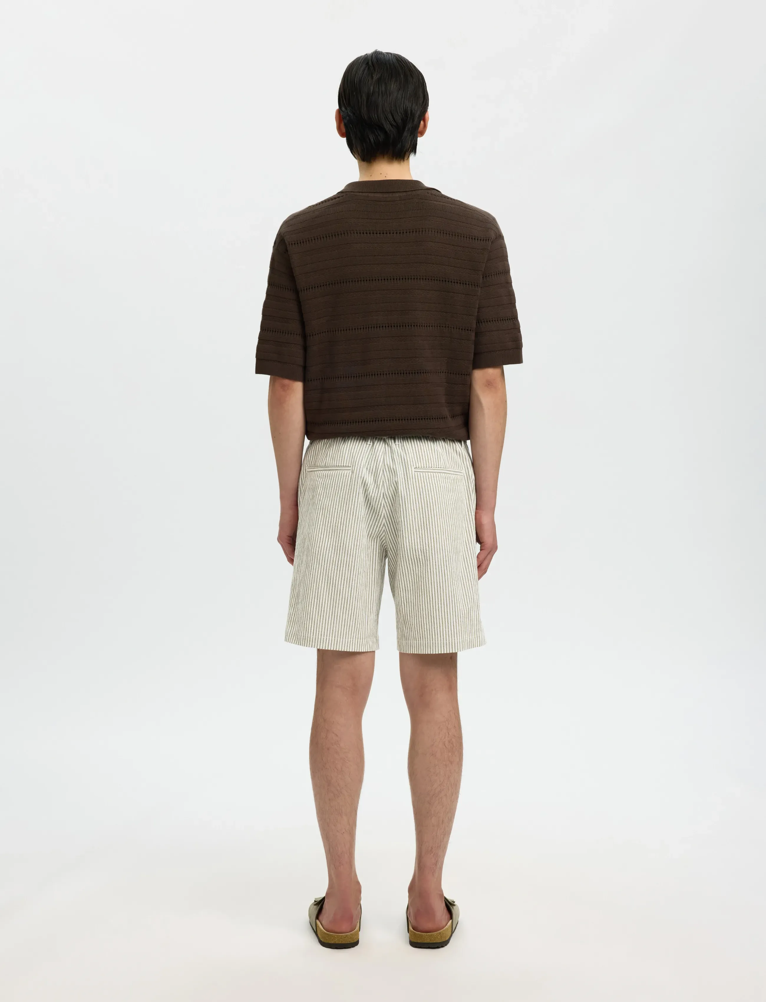 Selected - SLHREGULAR-KARL SEERSUCKER SHORTS NOOS - casual shorts - deep lichen green - 2