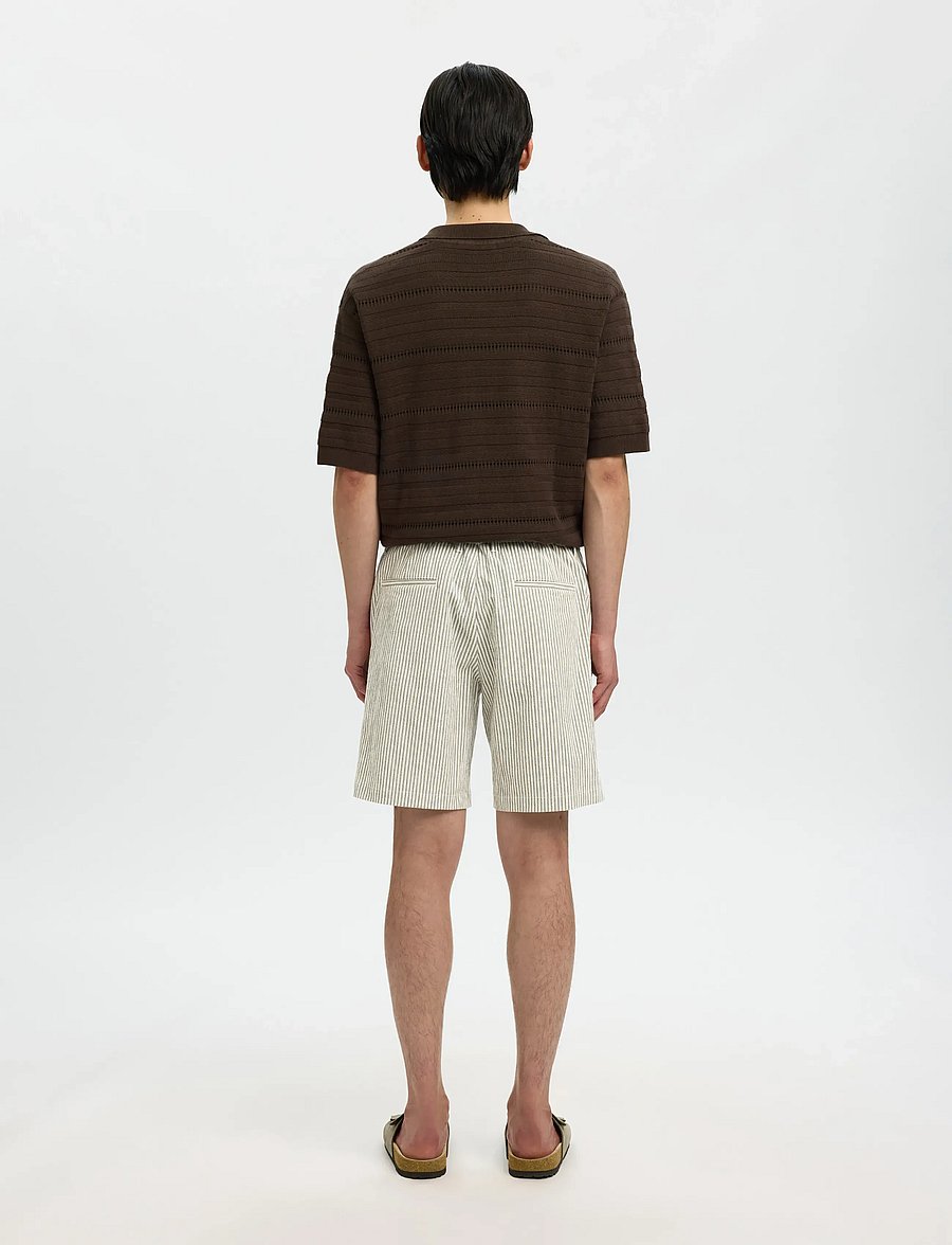 Selected - SLHREGULAR-KARL SEERSUCKER SHORTS NOOS - casual shorts - deep lichen green - 2