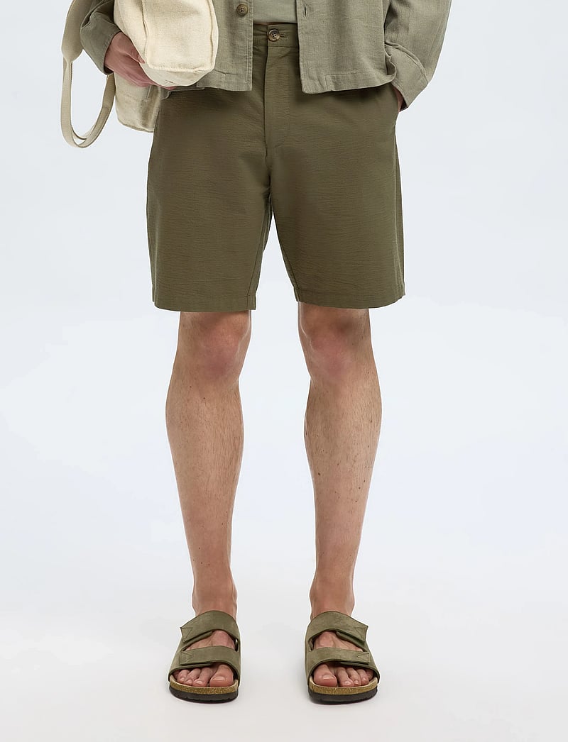 Selected - SLHREGULAR-KARL SEERSUCKER SHORTS - lühikesed vabaajapüksid - kalamata - 0