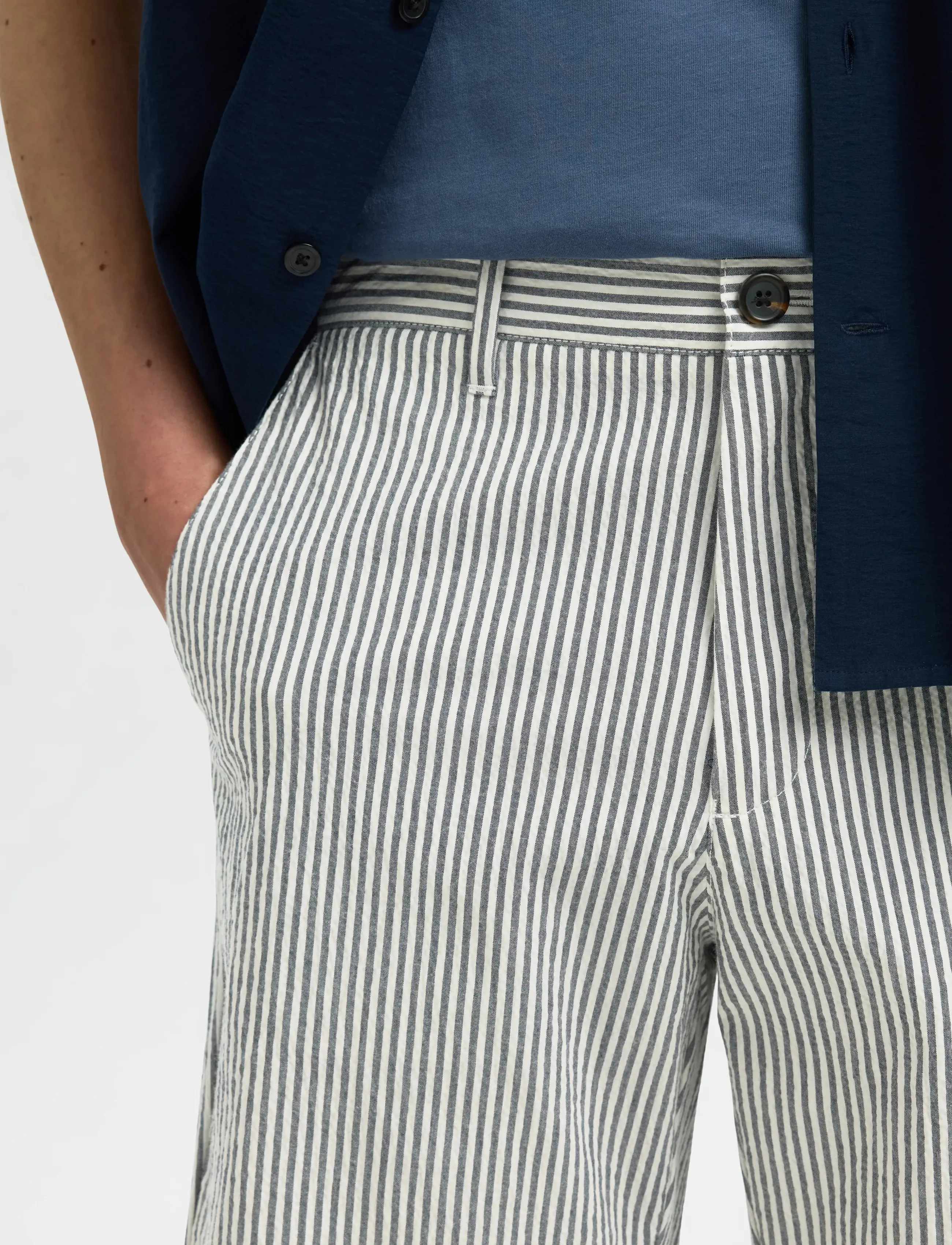 Selected - SLHREGULAR-KARL SEERSUCKER SHORTS NOOS - casual shorts - sky captain - 4