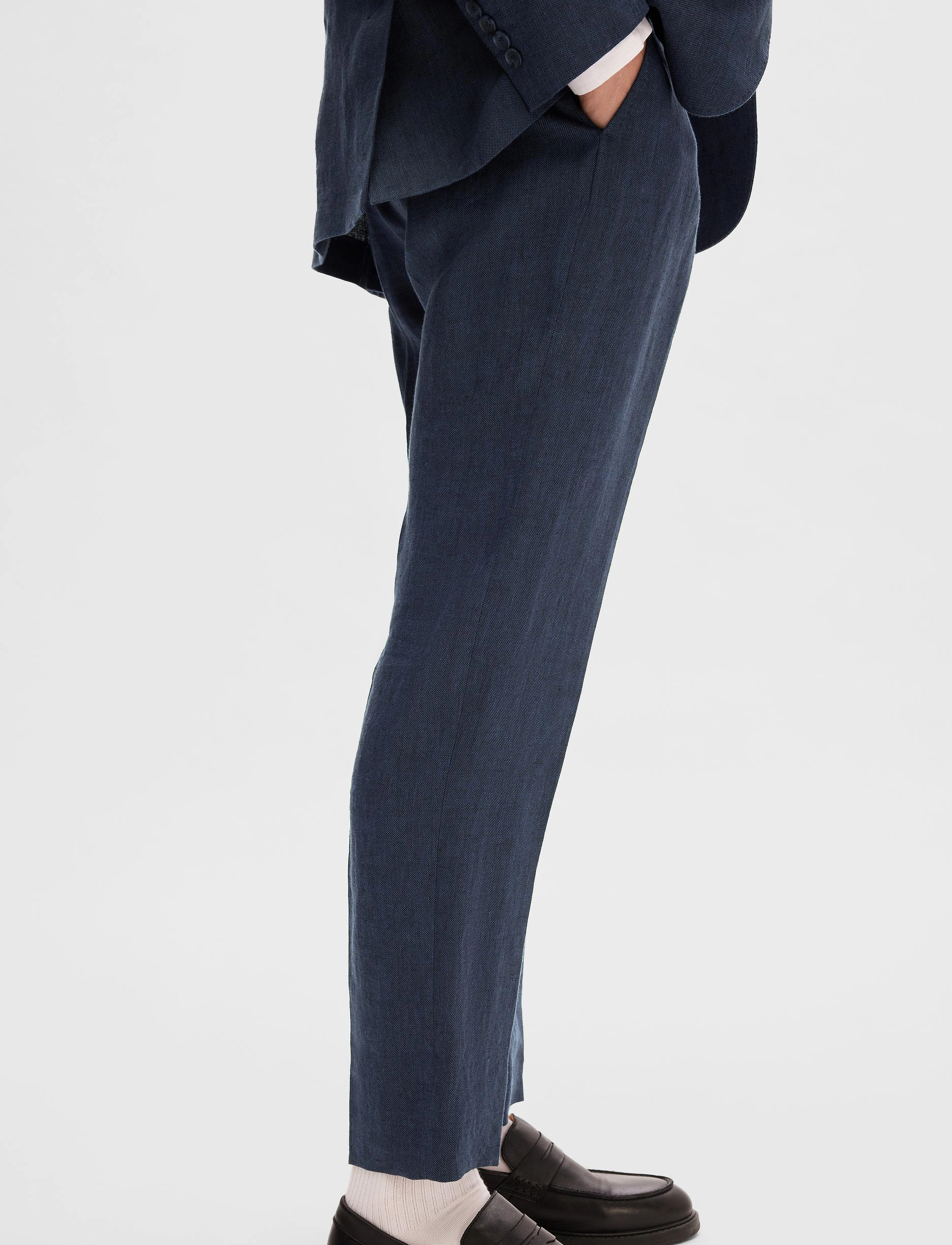 Selected - SLHREGULAR-WILL LINEN TRS NOOS - hørbukser - navy blazer - 5