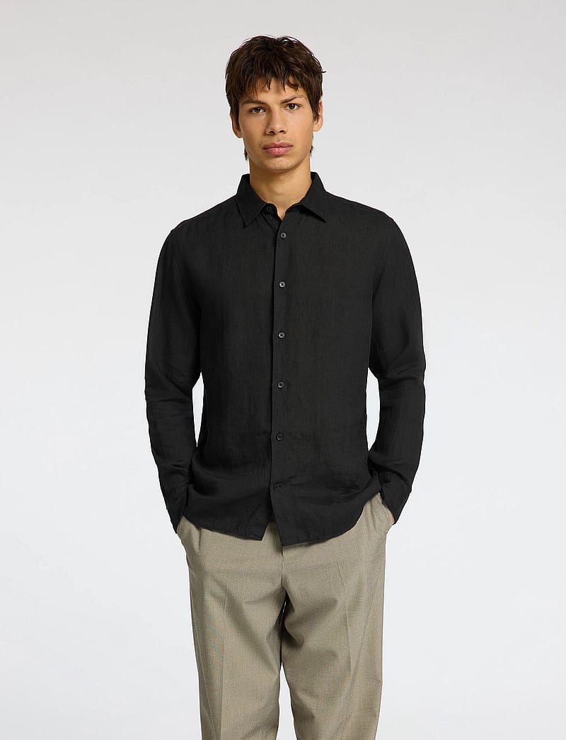 Selected - SLMREGCLAUS KYLIAN LINEN LS SHIRT NOOS - koszule lniane - black - 0