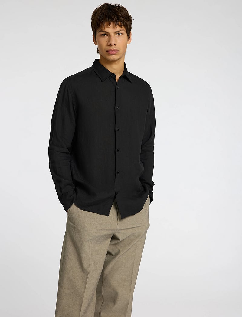 Selected - SLMREGCLAUS KYLIAN LINEN LS SHIRT NOOS - koszule lniane - black - 4