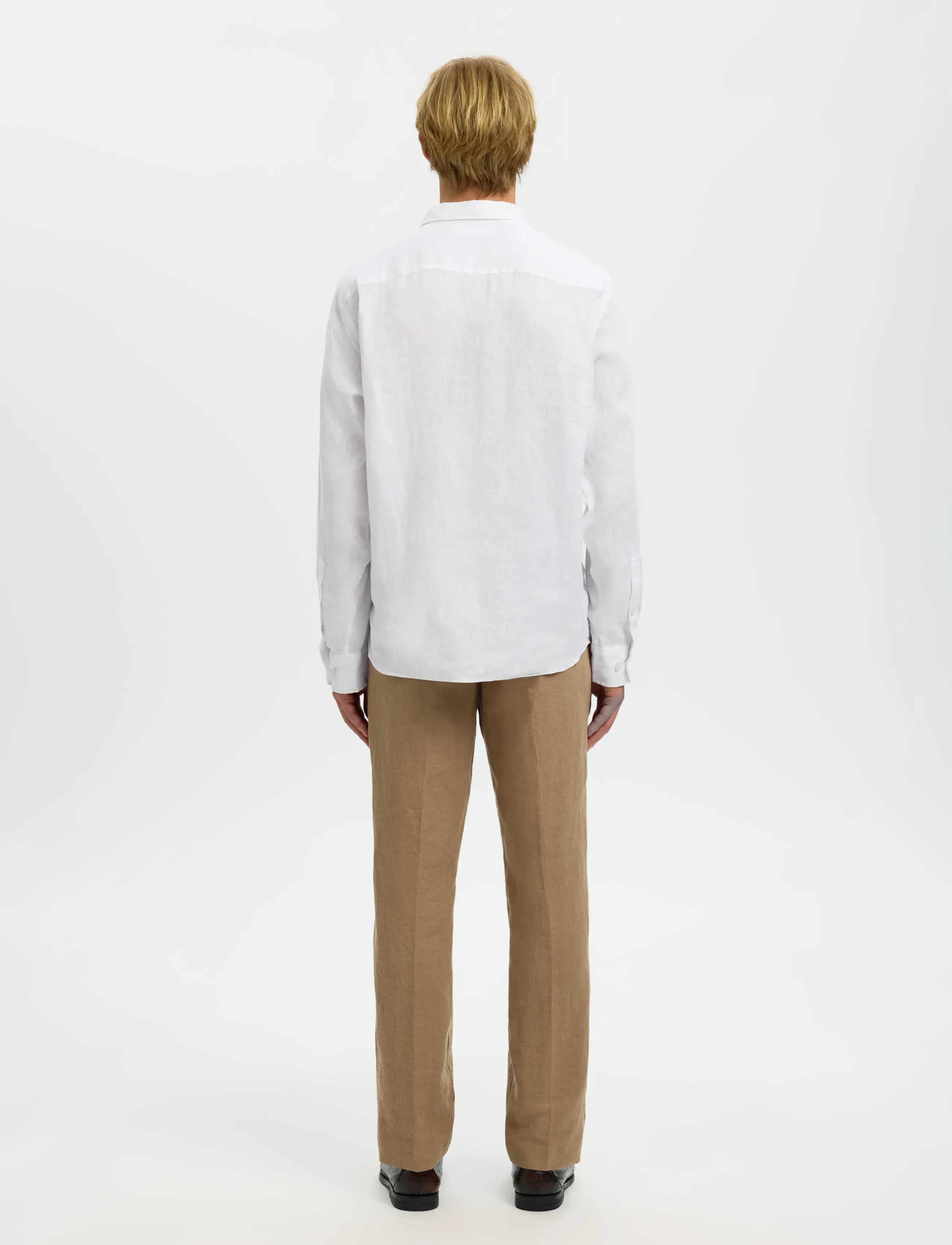 Selected - SLMREGCLAUS KYLIAN LINEN LS SHIRT NOOS - pellavakauluspaidat - white - 2