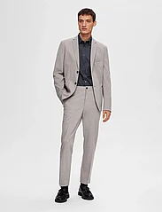 Selected Homme - SLHSLIM-DELON JERSEY TRS FLEX NOOS - formal trousers - light grey melange - 5