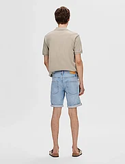 Selected Homme - SLHSLIM ALEX 3404 L.B SUPER SHORTS NOOS - jeans shorts - blue denim - 1