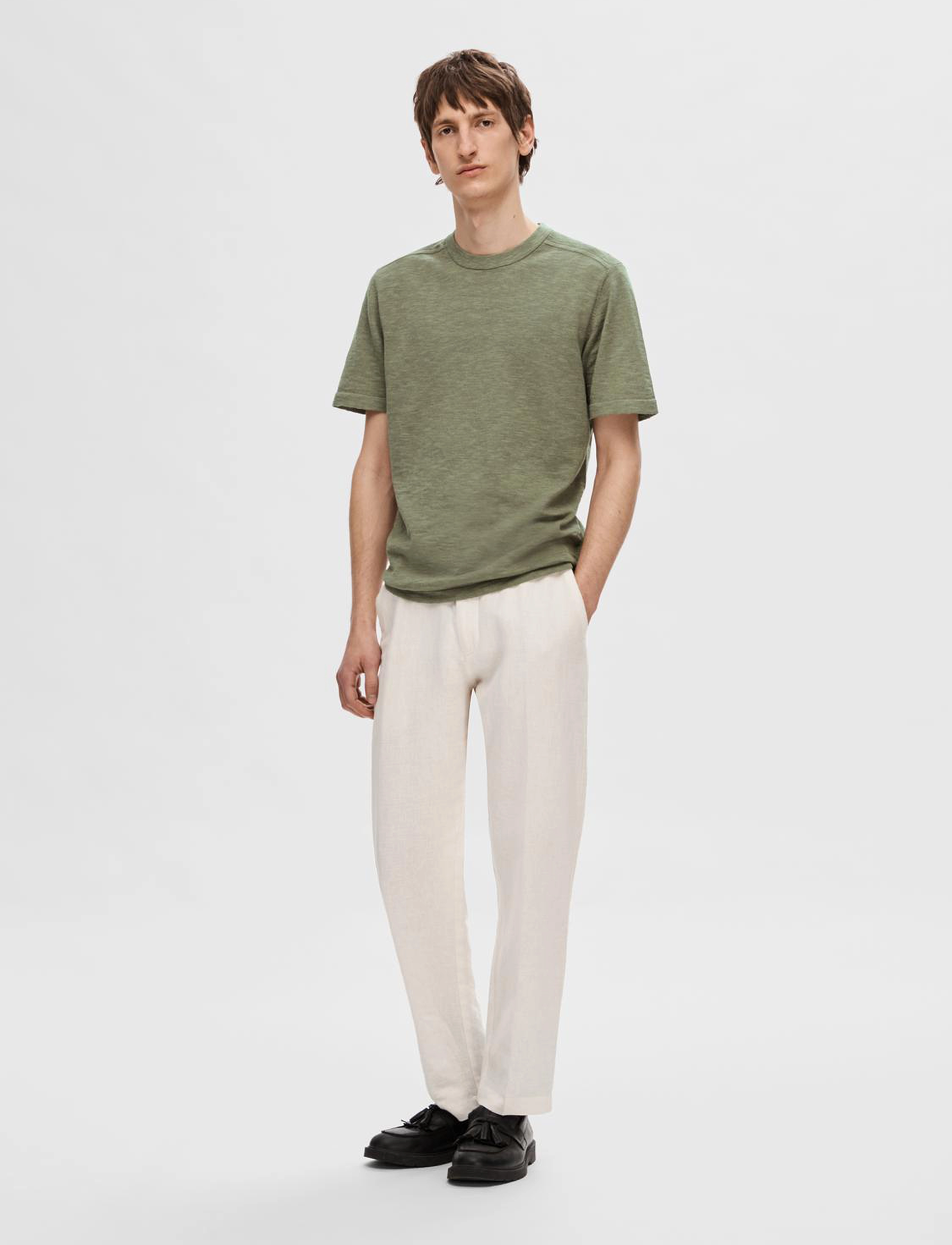 Selected - SLHBERG LINEN SS KNIT TEE NOOS - vetiver - 3