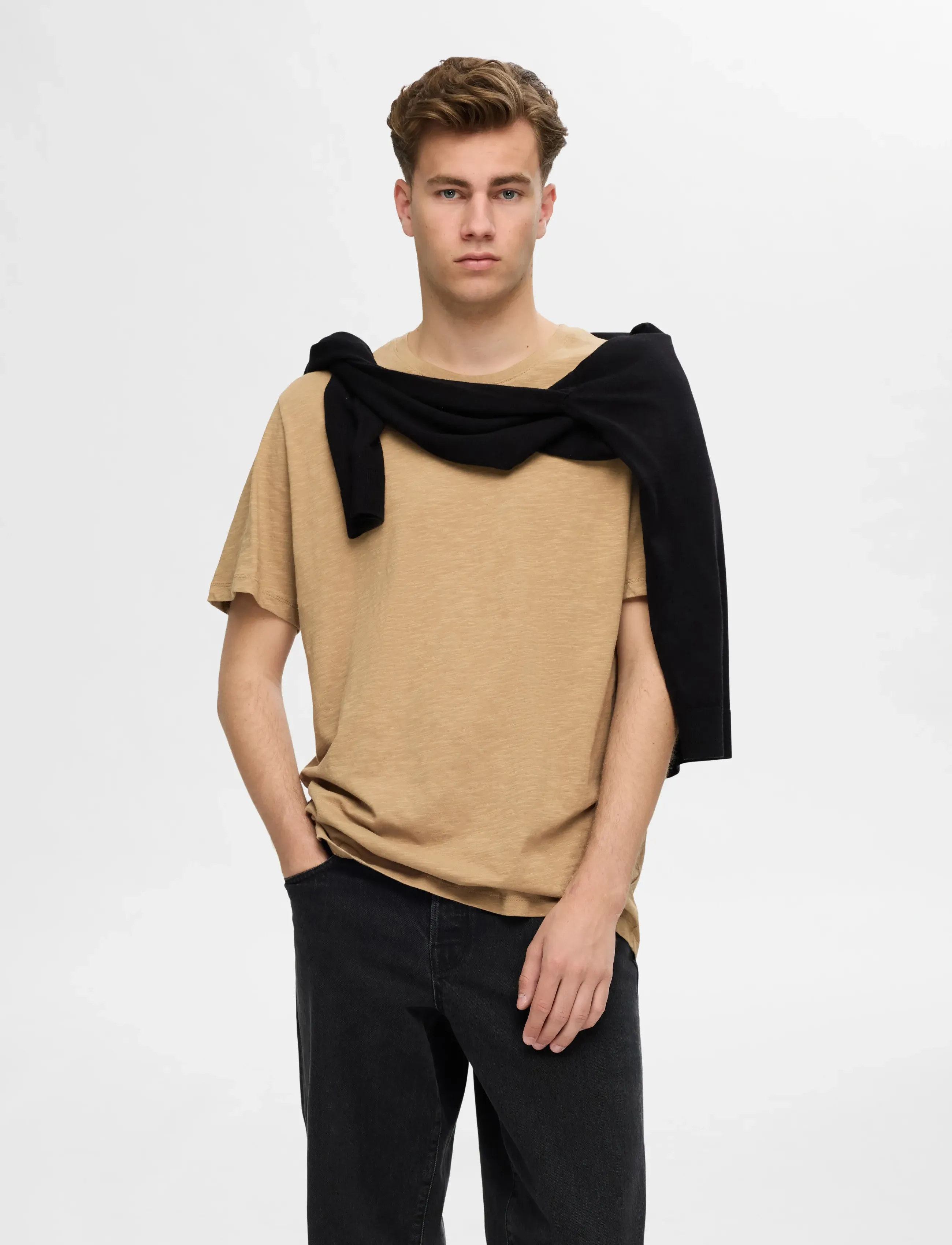 Selected SLMASPEN SLUB SS O-NECK TEE NOOS - Apģērbi - KELP / brown