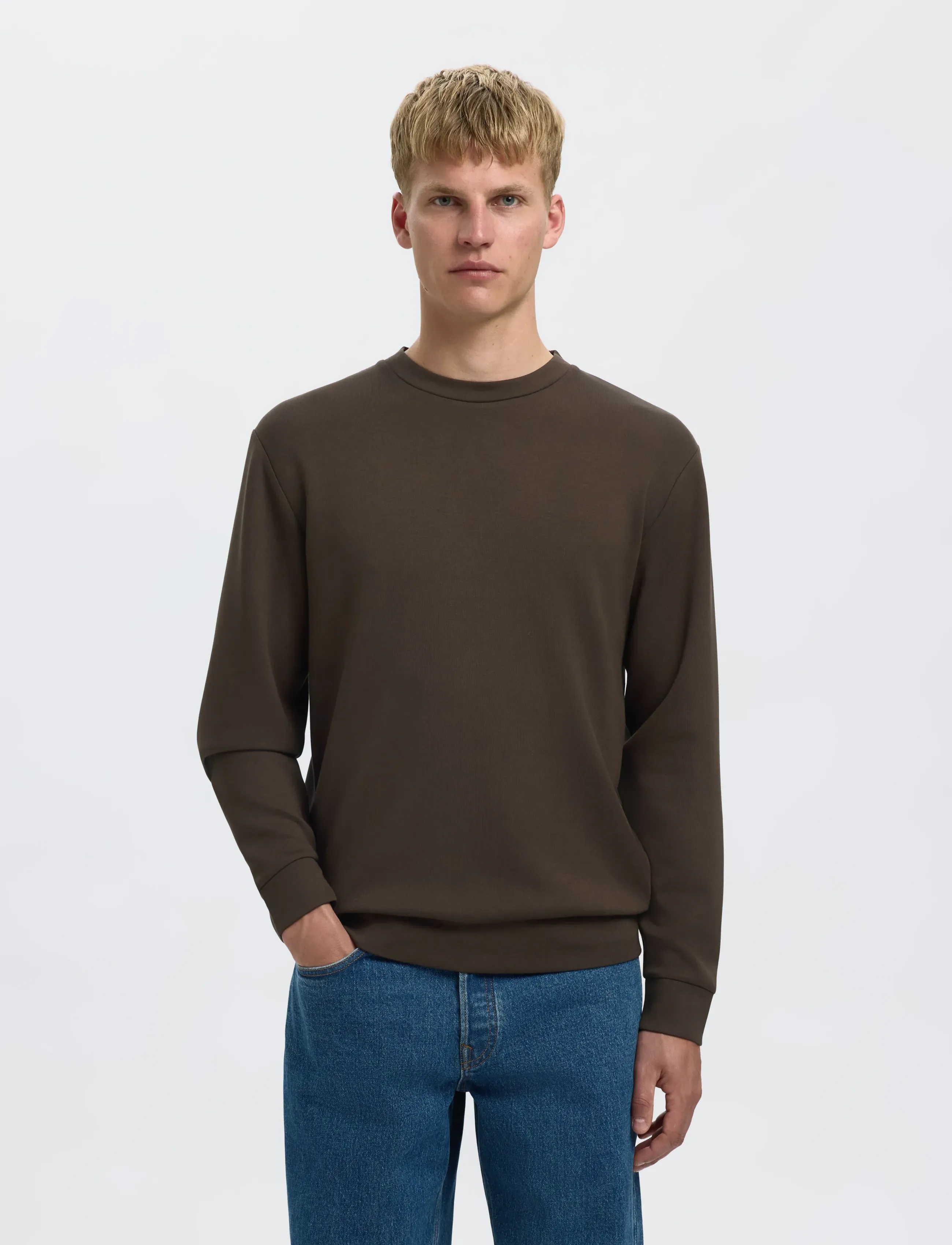 Selected SLHEMANUEL SOFT CREW NECK SWEAT NOOS - Sweatshirts - DEMITASSE / brown
