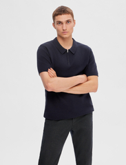 Selected Homme - SLHFLORENCE SS KNIT ZIP POLO EX - men - dark sapphire - 2