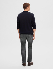 Selected Homme - SLHFLORENCE LS KNIT ZIP POLO EX - strikkede poloer - dark sapphire - 2