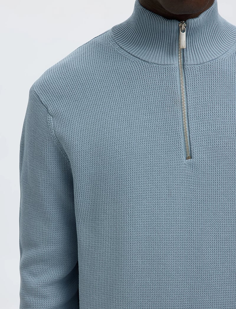 Selected - SLHDANE LS KNIT STRUCTURE HALF ZIP NOOS - half zip-tröjor - dusty blue - 4