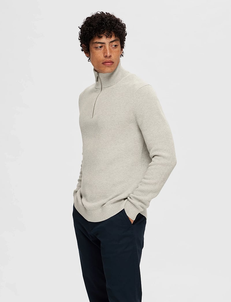 Selected - SLHDANE LS KNIT STRUCTURE HALF ZIP NOOS - džemperi ar daļēju rāvējslēdzēja aizdari - light grey melange - 0