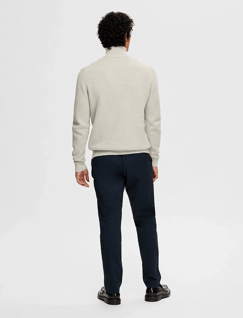 Selected - SLHDANE LS KNIT STRUCTURE HALF ZIP NOOS - džemperi ar daļēju rāvējslēdzēja aizdari - light grey melange - 2