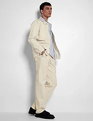 Selected Homme - SLH196-STRAIGHT DAVE 3411 COLOR CHINO W - vabaajapüksid - egret - 6
